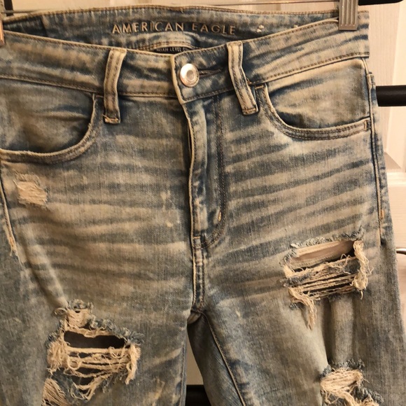 American Eagle Size 4 Hi-Rise Jegging Cropped - Distressed Ne(x)t Level Stretch - Picture 3 of 7